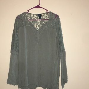 Green front tie up lace tunic